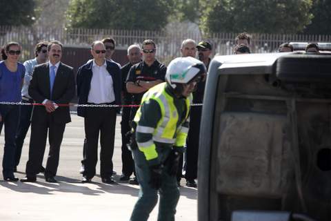 Ms de una treintena de efectivos de Bomberos, sanitarios y Fuerzas de Seguridad participan en un simulacro de accidente en el Recinto Ferial