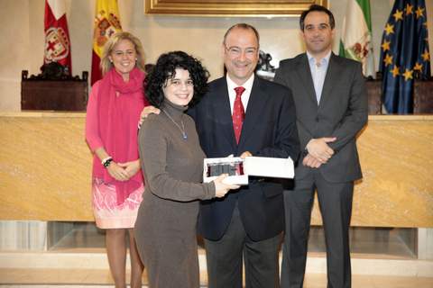 El alcalde elogia la labor de los alcaldes de barrio en el homenaje de despedida tras la divisin de la ciudad en distritos