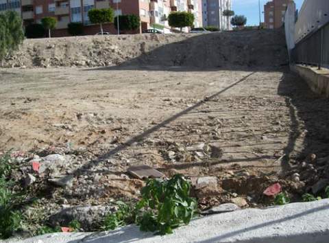 El Ayuntamiento ha limpiado alrededor de 70 solares pblicos en los ltimos seis meses