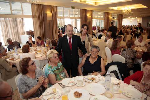 400 mayores participan en la clausura del programa municipal de Vacaciones de la Tercera Edad