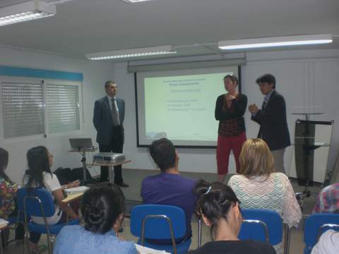 Un grupo de estudiantes de la UNESCO visita el Servicio Municipal de Aguas y se interesa en el modelo de gestin de la capital