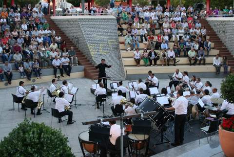 La Banda Municipal arranca su ciclo  Msica en la Rambla