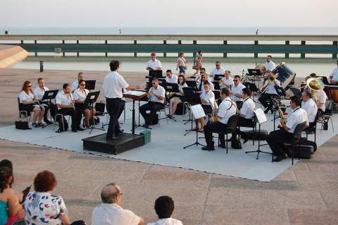 La msica inunda la ciudad de la mano de la Banda Municipal