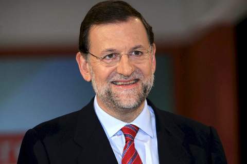 Rajoy debe dimitir