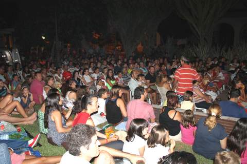 Almera a Cielo Abierto deja un lleno absoluto en la Plaza de Ciudad Jardn