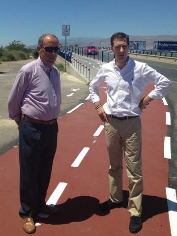 Diputacin mejora la accesibilidad  en el Puente de la AL-3202 sobre el Ro Andarax