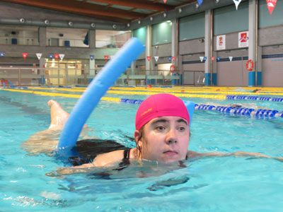 Verdiblanca se lanza a la piscina con el programa Natacin Escolar Adaptada