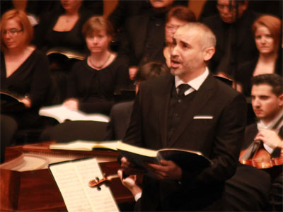 El Auditorio Maestro Padilla se llena para disfrutar del Mesas de Hndel en el Gran Concierto de Navidad