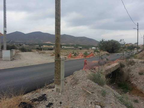 El PSOE huercalense advierte del peligroso estado de conservacin del puente de la rambla de Montacar en El Saltador