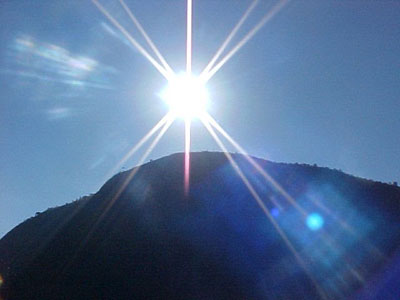 IV DOMINGO DE CUARESMA, CICLO A (2). Dios es luz. vivir en la luz