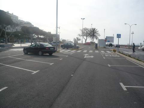 La Junta abre el nuevo aparcamiento del puerto de Adra para atender la afluencia turstica de la Semana Santa