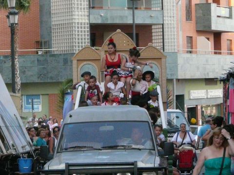 Antonio Bonilla dar el chupinazo a las fiestas de la Virgen del Carmen en La Gangosa