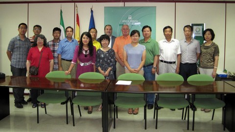 La Junta muestra el trabajo del Ifapa y del Laboratorio de Sanidad Vegetal de Almera a investigadores de China