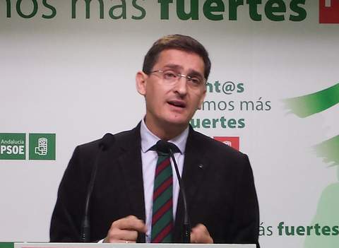 El PSOE urge al Gobierno de Rajoy a tomar cartas en el asunto ante las alarmantes cifras de paro en Almera