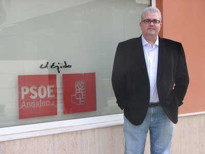 El PSOE sospecha que los procesos de seleccin de los nuevos puestos de responsabilidad del Ayuntamiento son poco claros