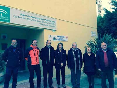 La Delegada del Gobierno visita la unidad de Proteccin Civil de Vcar con motivo de la celebracin del Da Europeo del 112