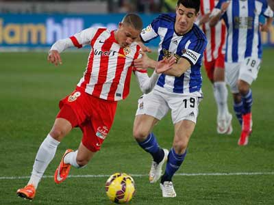 2  2: La Real Sociedad remonta dos veces el partido ante el Almera 