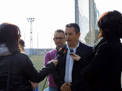 El PSOE denuncia que el PP suprima instalaciones deportivas en El Alquin y Cabo de Gata de los presupuestos para 2016