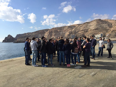 Futuros ingenieros de la Universidad de Granada visitan los puertos de Almera y Carboneras