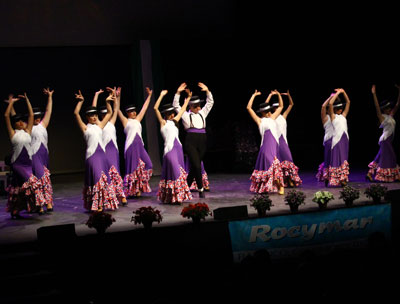 El Desfile de Moda Flamenca Rocymar en El Ejido reivindica la igualdad entre hombres y mujeres