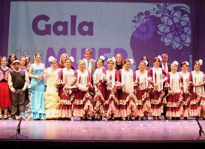 La Gala de la Mujer congrega a ms de 500 personas en el Centro Cultural