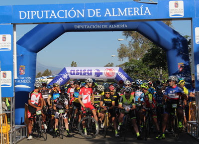 La XVIII Marcha Ciclodeportiva Martnez Oliver se supera un ao ms en nmero de participantes