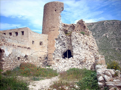 Podemos Nijar lleva hasta el Defensor del Pueblo Andaluz la situacin del Castillo de la cala de San Pedro