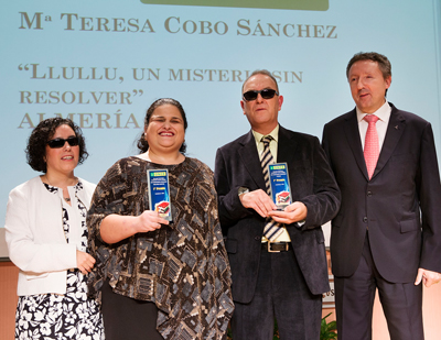 Los almerienses Teresa Cobo y ngel Dmaso reciben los premios de Relatos Cortos y Poesa de la ONCE