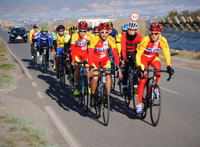 El Club Ciclista Ciudad de El Ejido empieza el ao 2017 con un renovado equipo