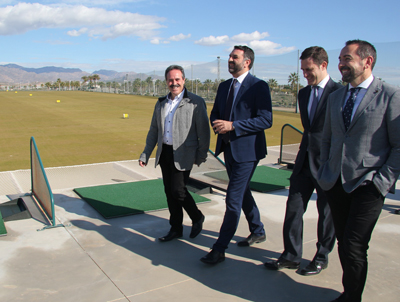 La Escuela Pblica de Golf de El Toyo abre sus puertas para complementar la oferta deportiva y formativa de su entorno 