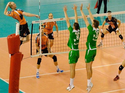 Voleibol: Test de sufrimiento superado por Unicaja Almera y ahora a por la Copa