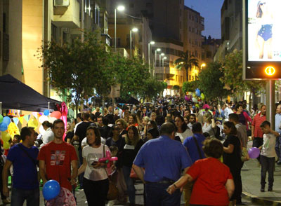 Declaran Gran afluencia turstica para los comercios del centro de El Ejido durante el Festival de Teatro 