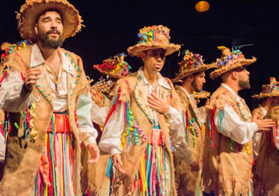 Disfraces, Msica y Comparsas para celebrar los Carnavales en Carboneras