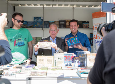 Diputacin difunde la cultura almeriense en la Feria del Libro de Roquetas de Mar
