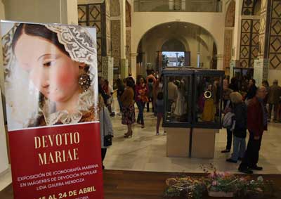 Vera acoge Devotio Mariae, una importante exposicin de iconografa Mariana en imgenes de devocin popular