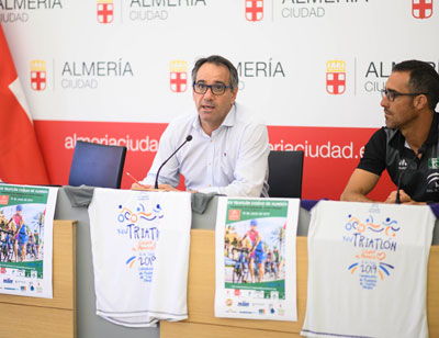 Noticia de Almería 24h: El 14º Triatlón Ciudad de Almería se celebrará el 16 de junio con 300 participantes