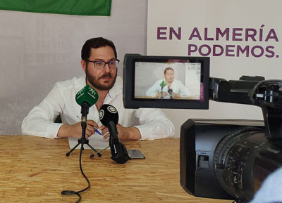 Diego Crespo exige la paralizacin del derribo de las chabolas programado por el Ayuntamiento de El Ejido