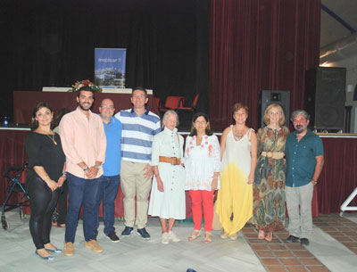 Arquelogos de la Universidad de Granada presentan en Mojcar las primeras conclusiones de la campaa de excavacion de 2019 en Mojcar La Vieja