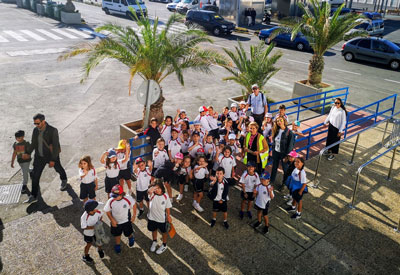 Alumnos del colegio Sek Alborn de El Ejido visitan el Puerto de Almera