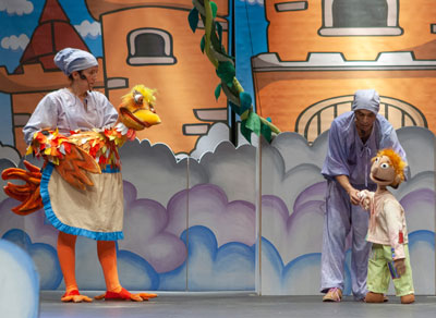 El programa de teatro educativo EDUCATEATRO pretende acercar la cultura a la poblacin infantil