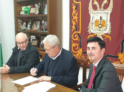 El Ayuntamiento de Vera firma un convenio de colaboracin con la UCAM  para desarrollar actividades de formacin