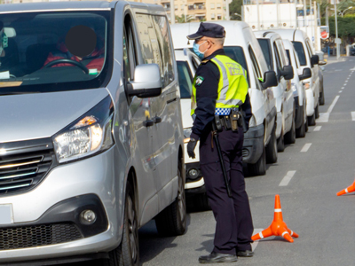 La Polica Local de Adra interpone 43 denuncias en tres das por no cumplir con las restricciones