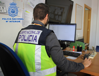 La Polica Nacional investiga en el Ejido a 58 personas por falsificar documentacin para regularizar su situacin en Espaa
