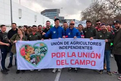 La Asociacin de Agricultores Independientes asegura estar sufriendo persecucin poltica con sanciones de 2.000 euros a sus dirigentes