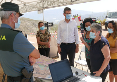 El alcalde visita el dispositivo de bsqueda de Juan Andrs Barranco y reitera su apoyo a la familia