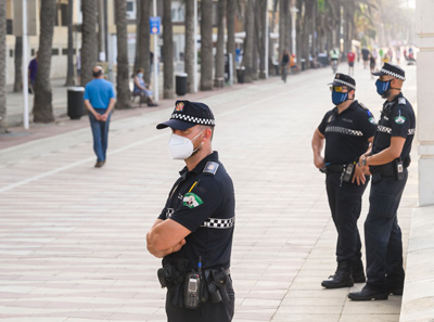 El Operativo Policial anti COVID pone unas 550 multas por no usar mascarillas y realizar botellones