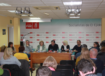 El PSOE de El Ejido respalda la huelga prevista en el sector del manipulado esta Navidad 