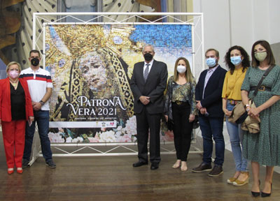 Los veratenses protagonizan el cartel de sus Fiestas Patronales en honor a la Virgen de las Angustias