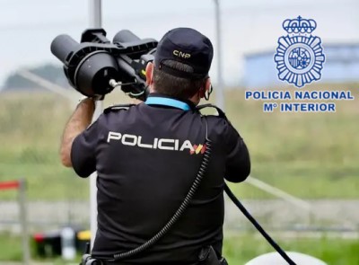 La Polica Nacional en Almera cuenta con agentes especializados en Seguridad y Proteccin Area