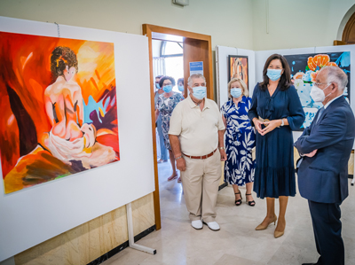 Juan Bautista expone “Pinceladas de ilusiones en Tiempos de COVID-19” en el Faro de Roquetas de Mar 